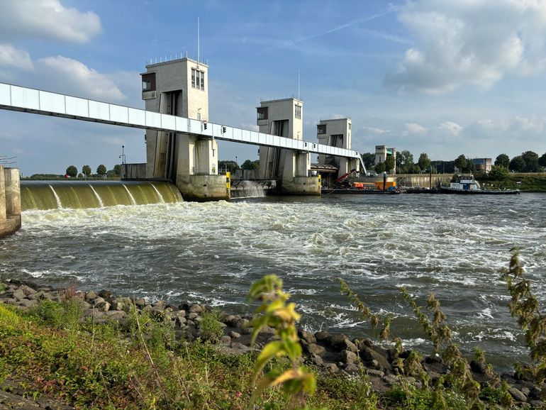 Stuw- en sluizencomplex Lith