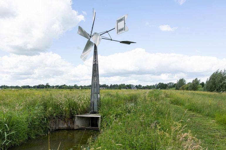Het waterpeil wordt beheerd met een Bosmanmolen
