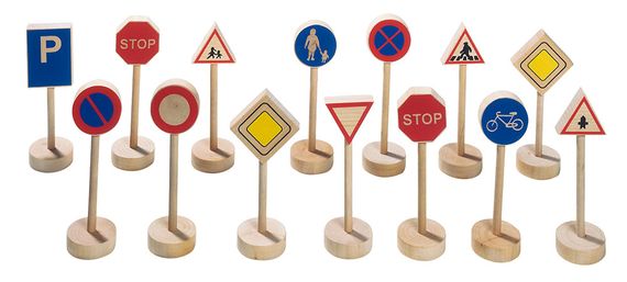 Verkehrsschilder Holz.