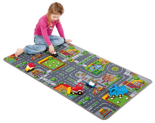 Spielteppich 150x80cm.