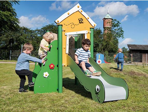 Spielturm Anne