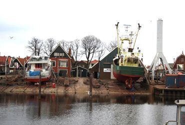 Scheepswerf Metz en Havenmeesterswoning, Urk