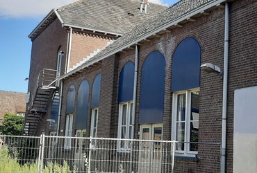 Voormalige Maria Meisjesschool, Den Dungen