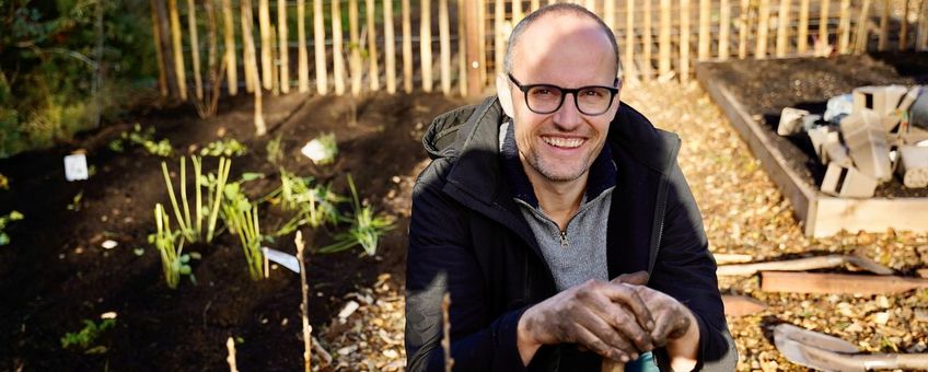 Daan Bleichrodt, een van de initiatiefnemers van het voedselbosje