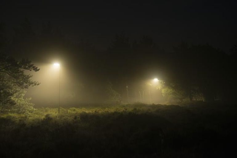 Lichtverstrooiing zorgt voor lichtvervuiling in het landschap