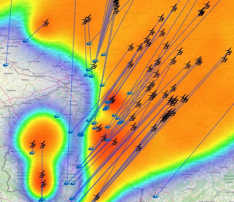 Grote activiteit in de kraanvogeltrek was vorige week goed te volgen via de kraanvogelradar. De meesten vlogen over België en Luxemburg, maar ook in Limburg waren grote groepen kraanvogels te zien