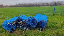 De netten van de provincie liggen klaar om uitgeleend te kunnen worden. - eenmalig gebruik -