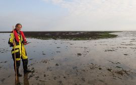 Wageningen Marine Research Karin Troost aan het werk - eenmalig gebruik door WUR