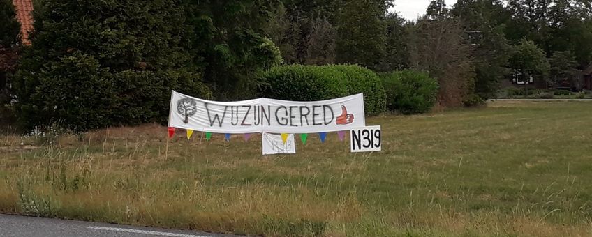 spandoek langs de N319