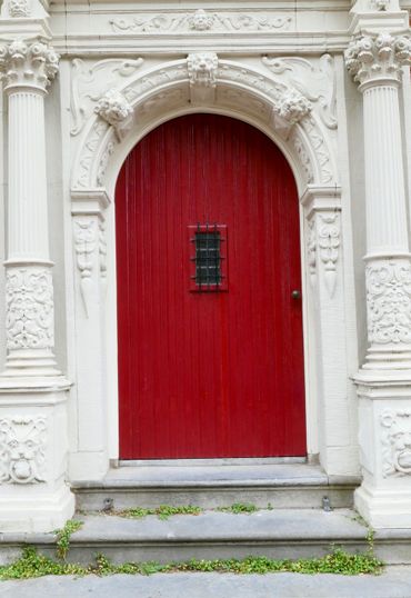 Muurleeuwenbek bij het stadhuis in Deventer 