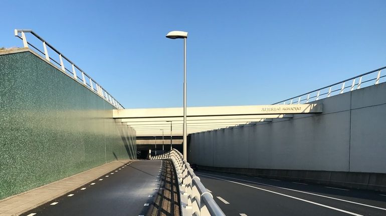 Zicht op het aquaduct bij Hommerts