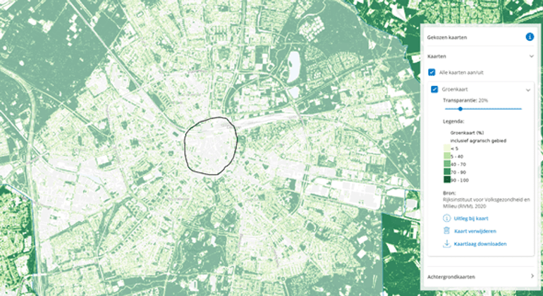 Bekijk je Eindhoven op de Groenkaart, dan valt op dat de binnenstad (in de zwarte ring) behoorlijk versteend is in vergelijking met het omliggende gebied. Ook het bedrijventerrein Hurk links van de ring om Eindhoven zie je als een grijze plek terug op de kaart