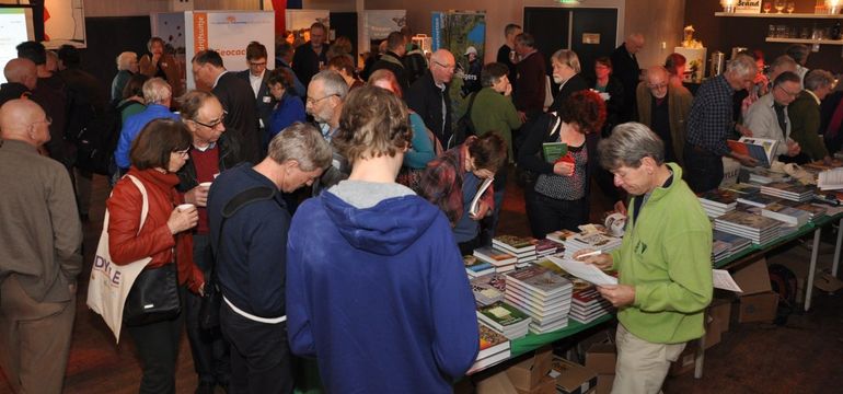 De wandelgangen zijn bijna net zo belangrijk als de presentaties