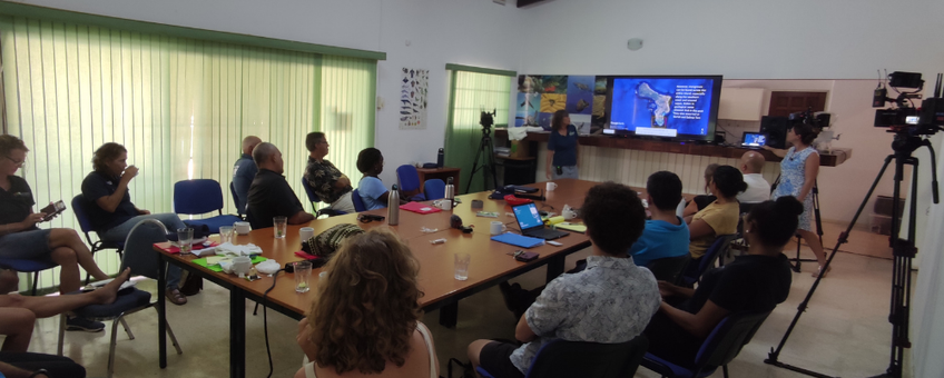 Sabine Engel and Jessica Johnson presenting at the mangrove restoration workshop