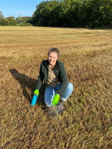 Researchers collecting soil samples in the Natura 2000 reserve De Bruuk