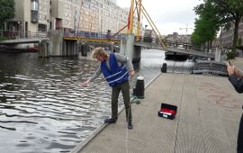 Waterkwaliteit metingen doen in Amsterdam