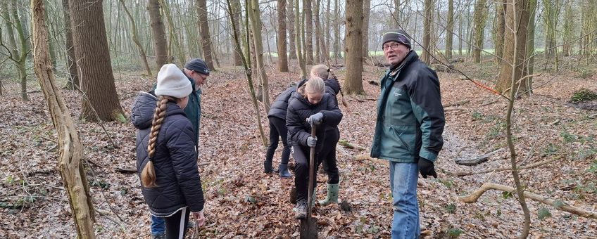 Bomen planten landgoed Het Jagershuis Wehl