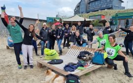 Daan en Steef cleanup samen met WWF