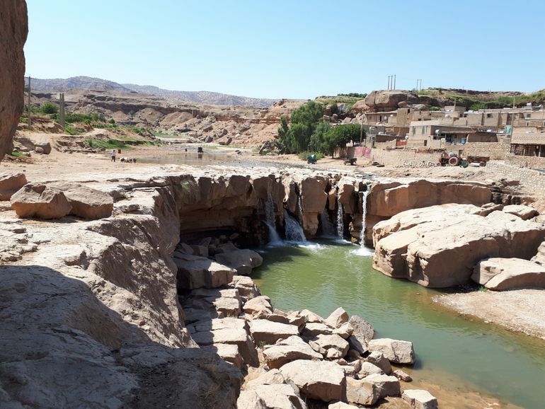 Afrineh-waterval, Iran. Een voorbeeld van de fraaie zoetwaterbiotopen die in het Midden-Oosten en Centraal-Azië te vinden zijn