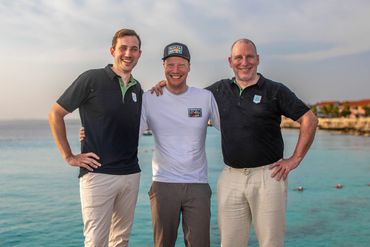 FLTR: Tim van Wagensveld (Program manager Caribbean Hub Rotterdam Zoo), Sander van Lopik (founder RoffaReefs), and Erik Zevenbergen (director Rotterdam Zoo)