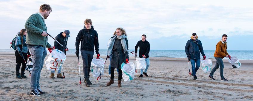 Schoonmaken van het Strand