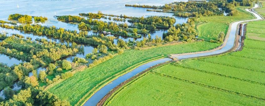 Landschap met Groenblauwe Dooradering