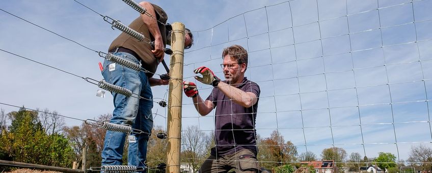 Plaatsen van veebeschermend raster bij Yuverta Velp