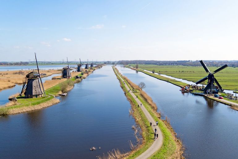 Molens langs de Kinderdijk