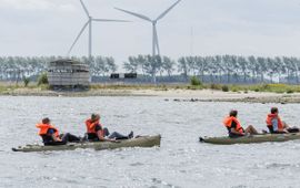 Met de trapkano naar vogeleiland Bliek