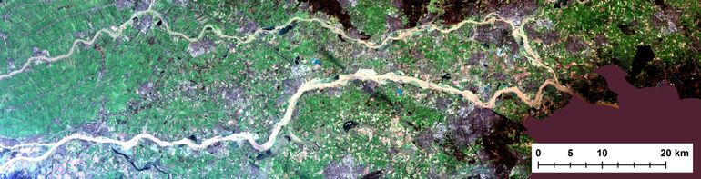 Satellietfoto van het Rijn- en Waalgebied op 8 januari 2018