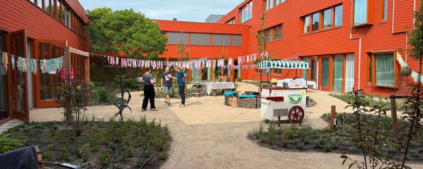 Opening vernieuwde binnentuin Dimence Groep Zwolle