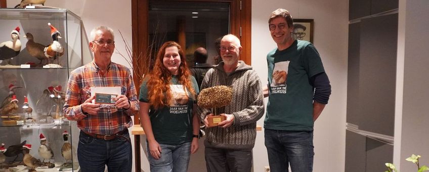 Uitreiking van de Gouden Braakbal aan Jan Alewijn Dijkhuizen