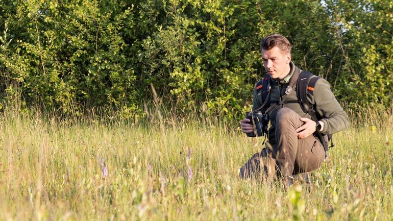 Staatsbosbeheer-boswachter Bjorn Alards is tevreden met het resultaat van het natuurherstel