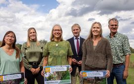 v.l.n.r. Berdi Doornebosch, Susanne Bergman, Loekie van Tweel-Groot, Maurits von Martels, Miriam ten Velde en Wim Eikelboom