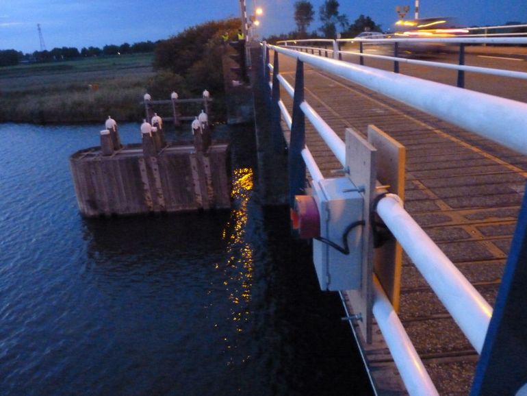 Batlogger aan brug