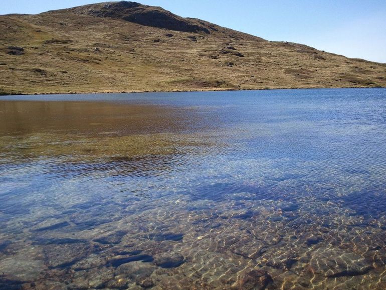 Voorafgaand aan de grote verandering van de West-Groenlandse meren. Dit is een meer in de buurt van Kangerlussuaq bij de start van het onderzoek in de zomer van 2014