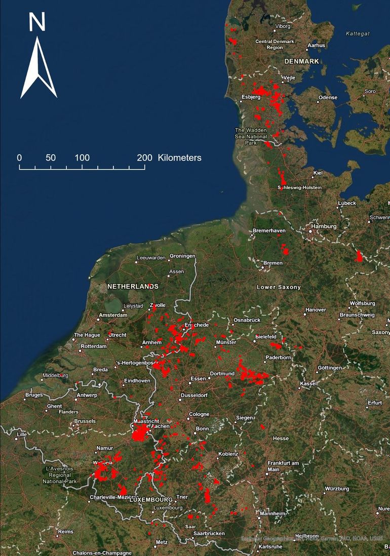 Verblijfplaatsen van in Nederland als nestjong gezenderde rode wouwen vanaf 1 juli 2022. Een vogel uit 2021 bleef in Zuid-Europa en is niet weergegeven