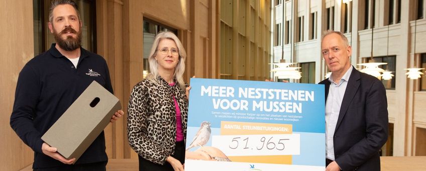 Neststeen huismus petitie Mona Keijzer