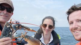 Onderzoekers plaatsen gezenderde kreeften (eenmalig gebruik WUR)