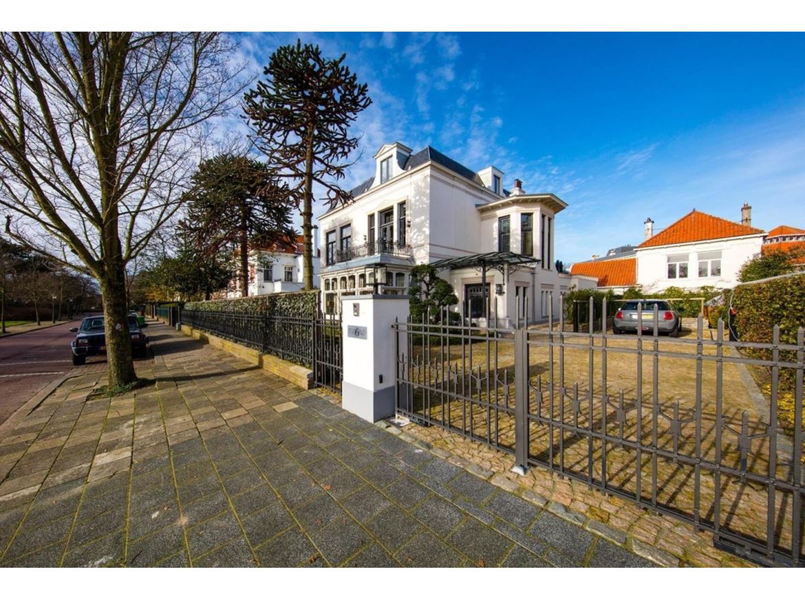 Gerenoveerd paleisje 