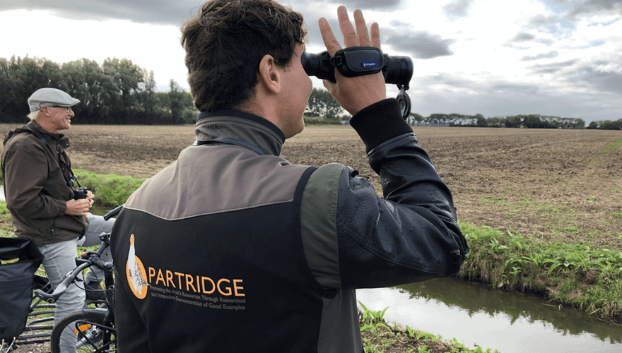 Patrijzen tellen met warmtebeeldkijker / Brabants Landschap