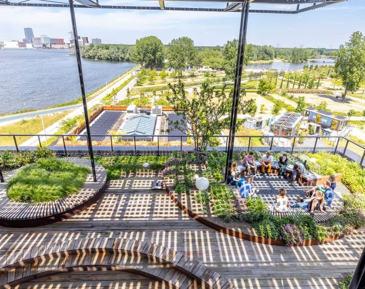 Aeres Hogeschool Almere / Fred van Diem