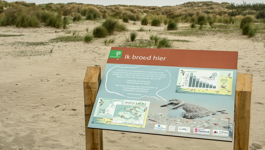 Infobord strandbroeders / Hans Peeters