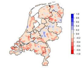 De kaart laat zien dat er slechts enkele gebieden zijn waar het aantal koekoeken stabiel is gebleven, of zelfs is toegenomen. (Sovon Vogelonderzoek)