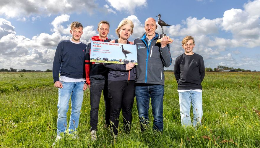 Bote en Astrid de Boer krijgen Gouden Grutto / Fred van Diem