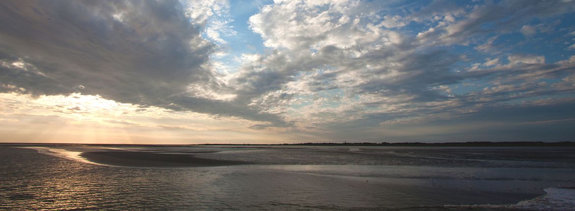 Zonsondergang Waddenzee / Jouke Altenburg