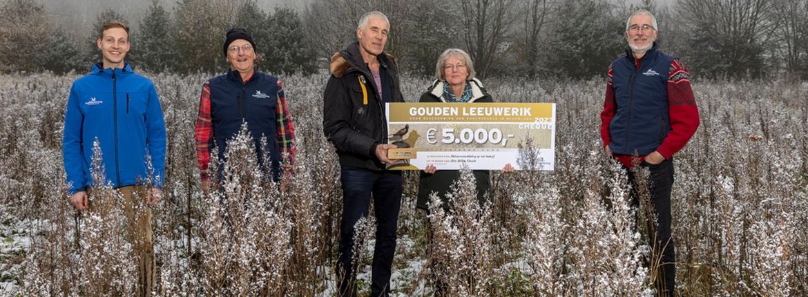 Uitreiking Gouden Leeuwerik aan Otto Willem Eleveld en Hanneke Eleveld- Hingstman / Fred van Diem