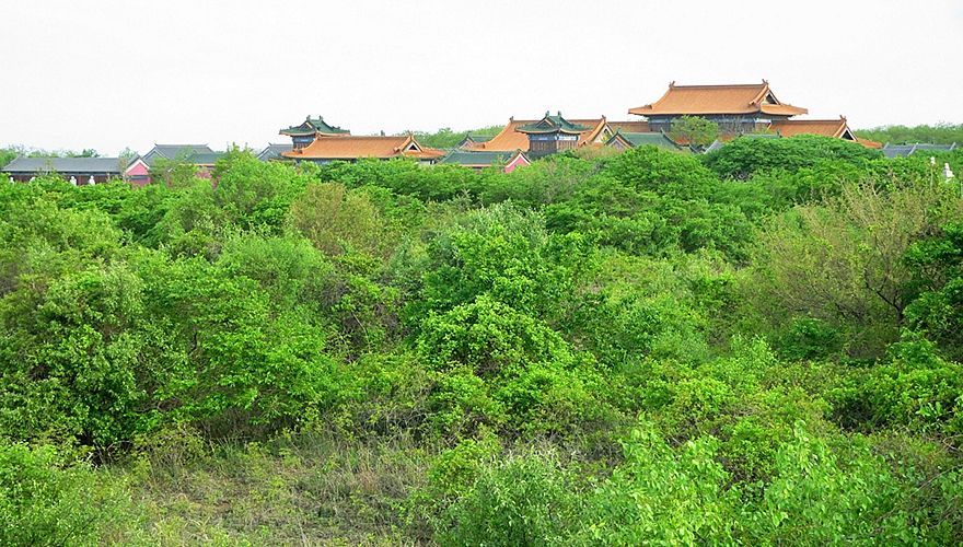 Temple Wood, Happy Island, China / Marc Guyt Agami