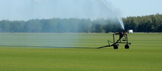 Sproeien op intensief gebruikt grasland